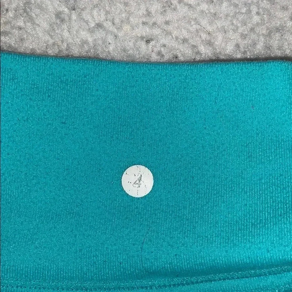 Lululemon 4”inch shorts - Picture 6 of 6